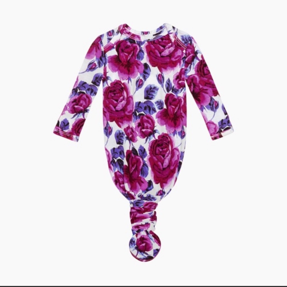 Posh peanut Violet gown